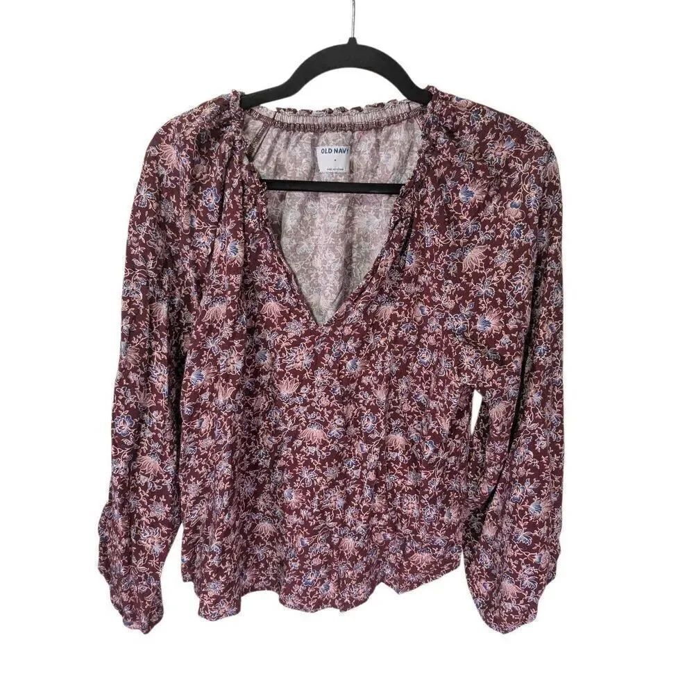 Women's Old Navy Long Sleeve Ruffled Split Neck Top Size M
